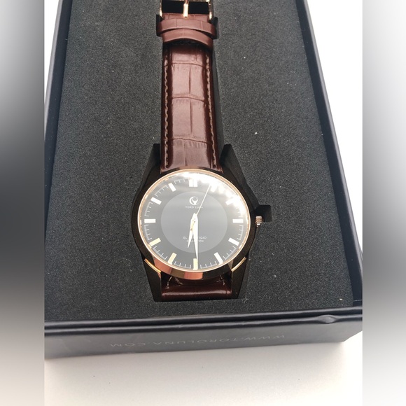 Toro Luna Aficionado Quartz Rose Gold Wristwatch. - Picture 3 of 10